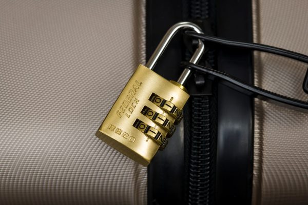Cadenas noir TSA Combinaison 4 Chiffres Bagages Voyage Valise Sécurité  Serrure de Câble Douane TSA en Métal Mot de Passe Anti-vol Fil